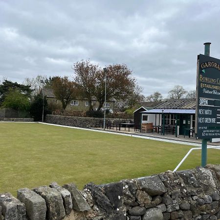 Masons Arms Hotel Skipton Bagian luar foto